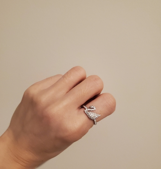 Ring - Picture 2 of 4